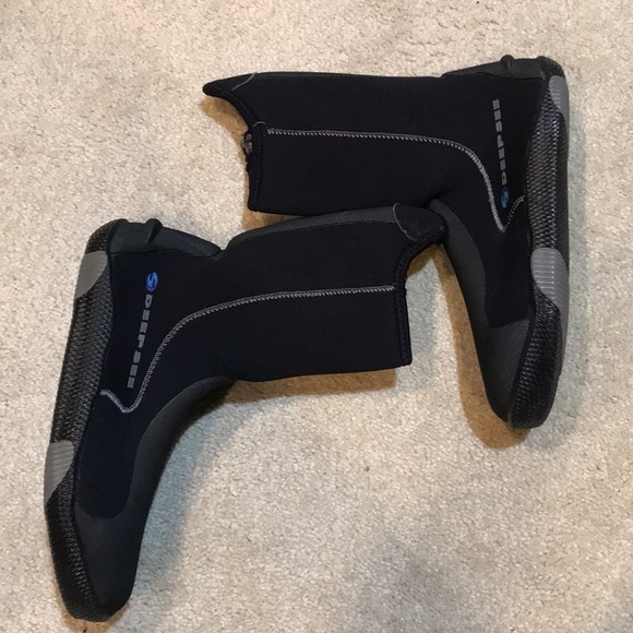 Deep See Black Diving Booties with Side Zipper and Velcro Closure-Size 8 - Picture 2 of 12
